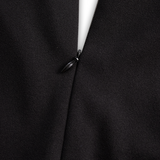 Nora | Abito nero raffinato con cintura e colletto alla mandarino