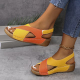 Sandali estivi bicolore: comfort e stile