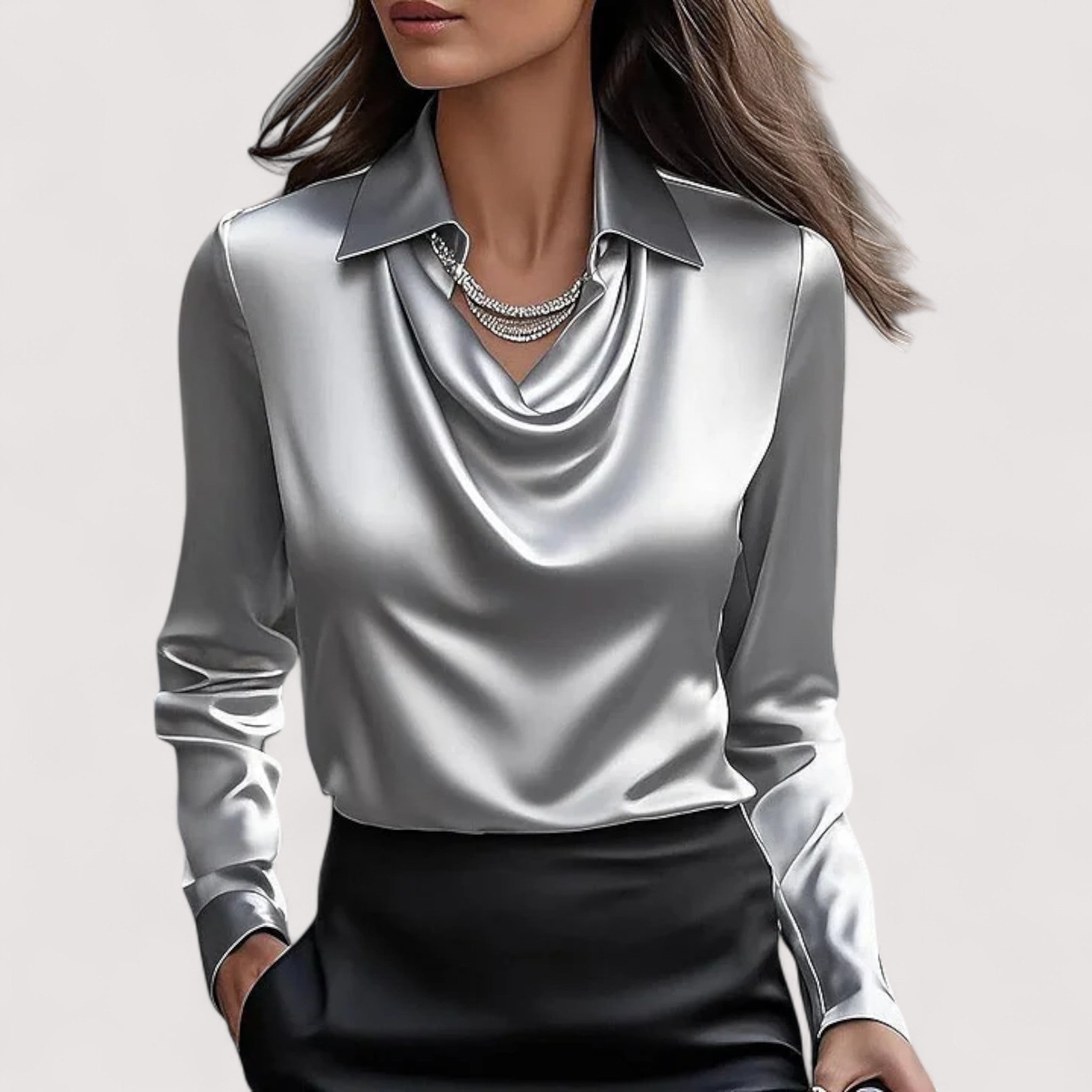 Charlotte™ | Blusa in satin con scollo a V