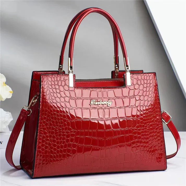 Borsa elegante da donna in vera pelle con finitura lucida