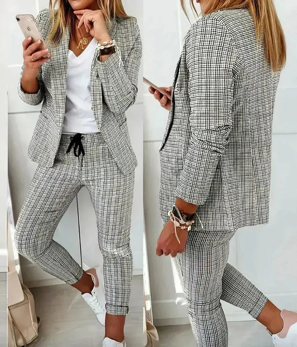 Eleganza invernale: elegante completo in due pezzi