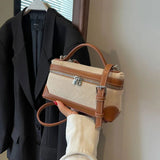 Borsa in nylon chic di SAM: il tuo accessorio invernale elegante