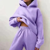Rinnova il tuo look autunnale con il set da jogging in due pezzi AMY