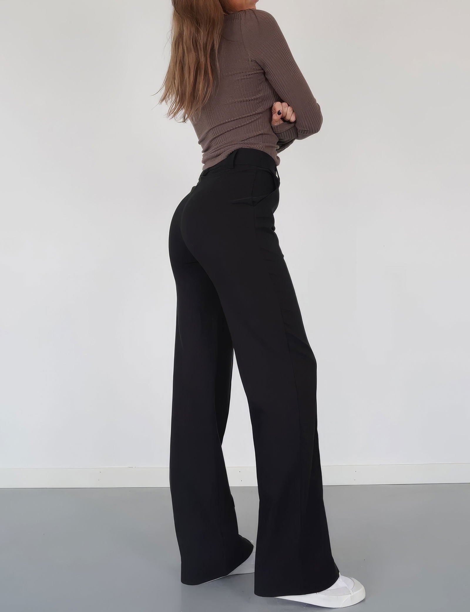 Migliora il tuo stile autunnale con i pantaloni chic a gamba larga da donna di AMY