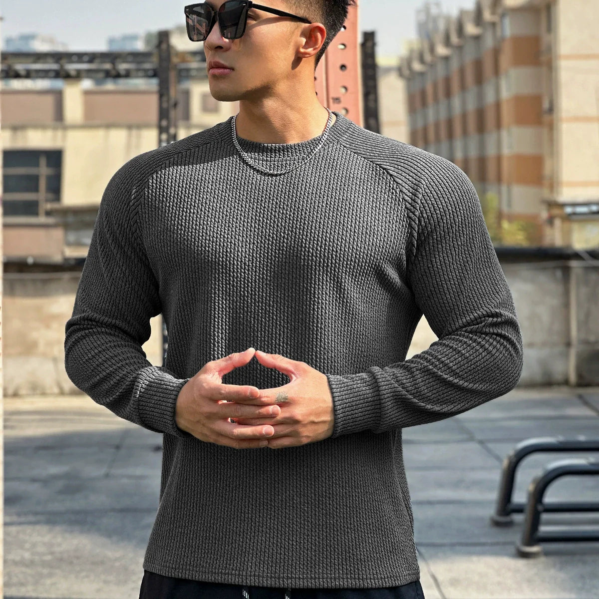Maglione girocollo a coste da uomo autunnale