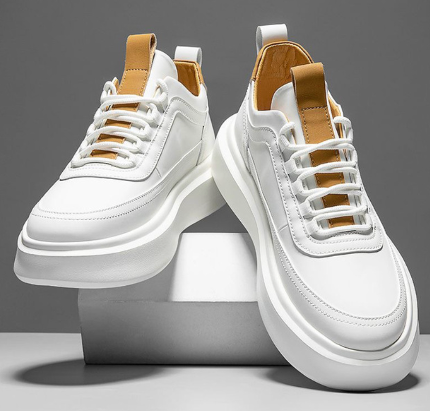 Mikee | Sneakers bianche classiche senza tempo da uomo
