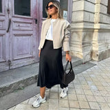 Migliora il tuo stile autunnale con la gonna lunga elastica a vita alta Addison