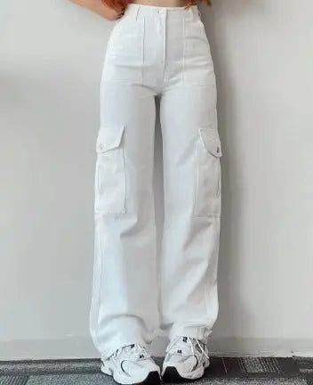 Eleganti pantaloni cargo da donna con pratiche tasche di AYLA per l'autunno