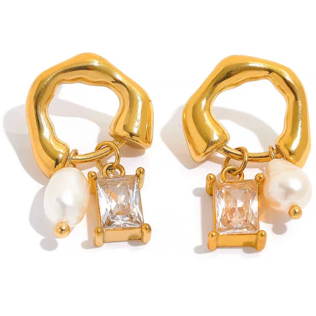 Maya | Eleganti orecchini estivi con smeraldi e perle