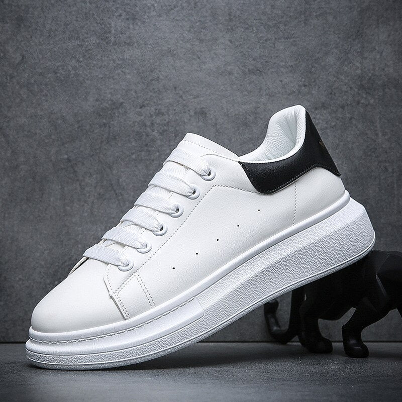 Sneakers estive alla moda con plateau e suola chunky - Andres