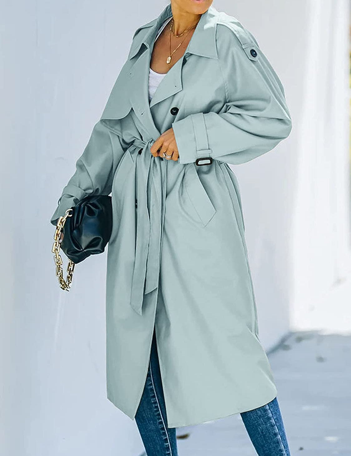 Cecilia | Eleganza senza tempo e trench autunnale leggero