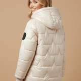 Renata™ | Il Capo Essenziale che Definisce l'Eleganza Invernale.